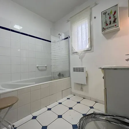 Ile D'oleron - Georges D'oleron- Maison 5 Couchages Sgo000-128 * Сен-Жорж-д'Олерон