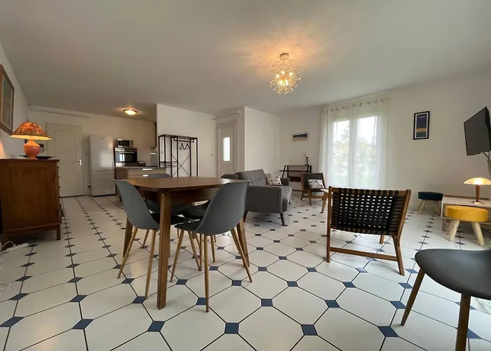 Villa Ile D'oléron - Georges D'oléron- Maison 5 Couchages Sgo000-128 *